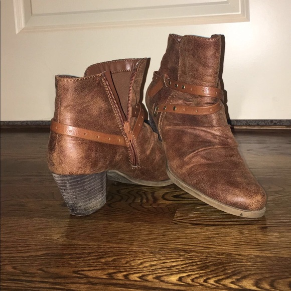 Shoes - booties